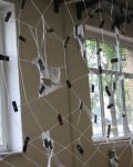 Die spinnen doch alle, 2014, Installation, Detail, Stretchfolie, alte entsorgte Handys, 1200 x 500 cm